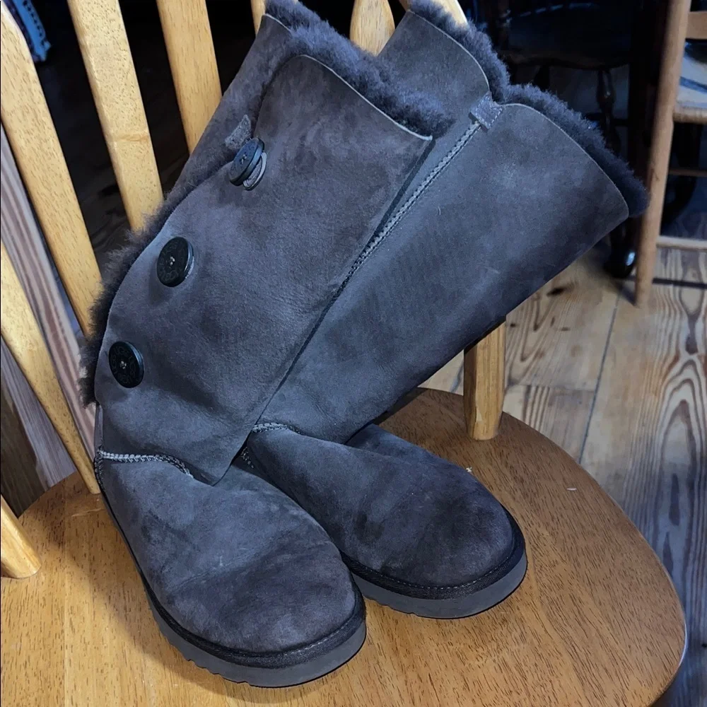 UGG Women's Bailey Button Triplet Black Suede Sheepskin Tall Boots Size 10